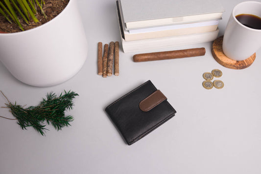 Biggs & Bane Men's Bifold Black & Dark Brown Leather Wallet With Large External Coins Pocket With Gusset