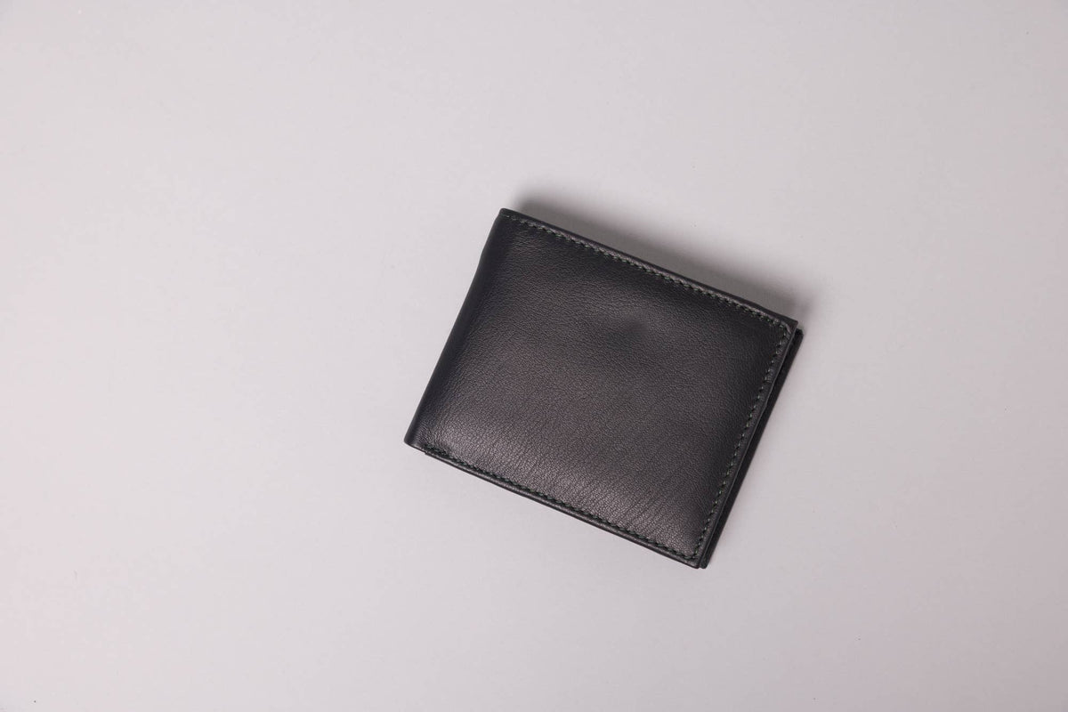 Biggs & Bane Men's Bifold Black & Green Leather Wallet With Large Zip Coin Pocket