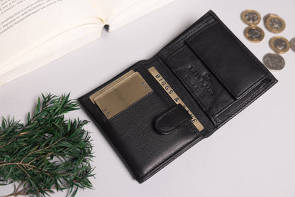 Biggs & Bane Men's Trifold Black Leather Wallet