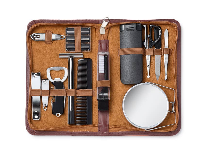 Gentlemen's 13 Piece Grooming Kit